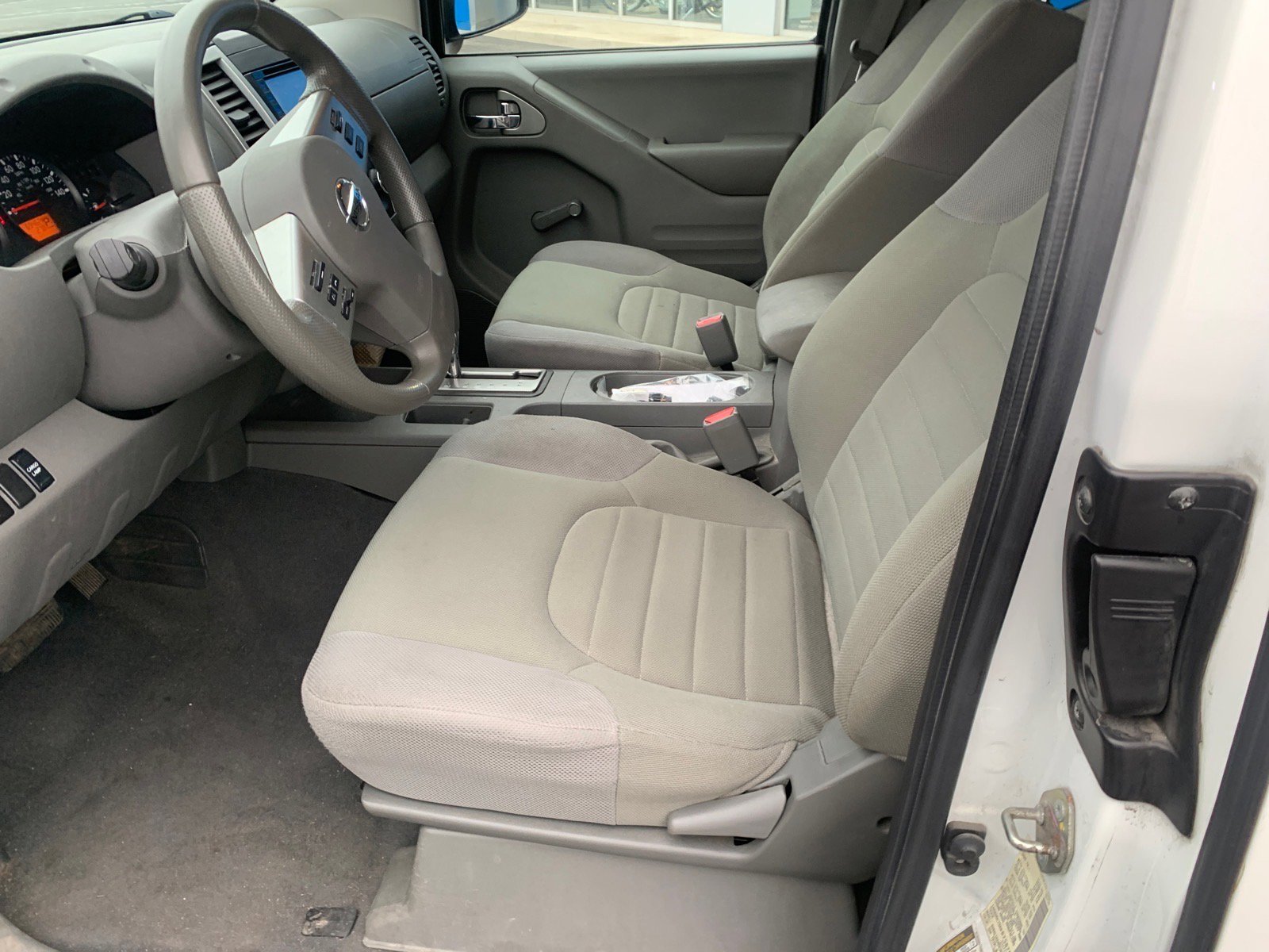 Used 2019 Nissan Frontier S image 5