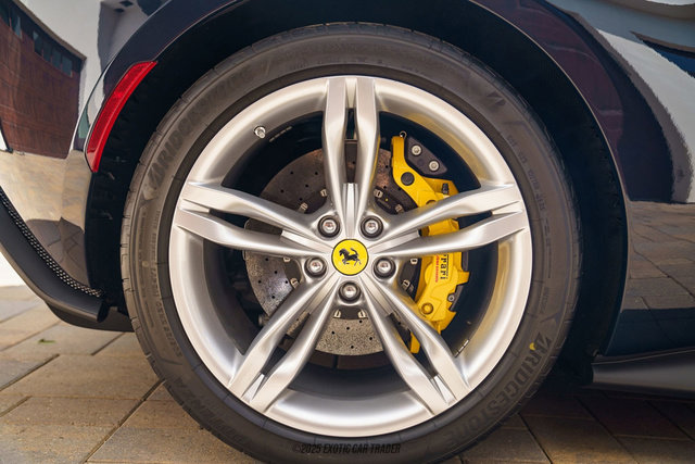 Used 2025 Ferrari 296 GTS RWD image 69