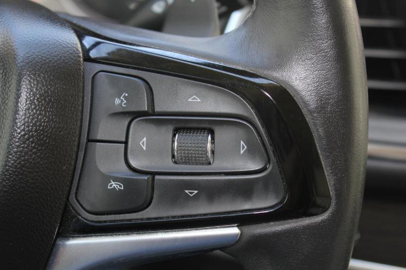 Used 2023 Buick Enclave Essence w/ Sound and Sites Package image 33