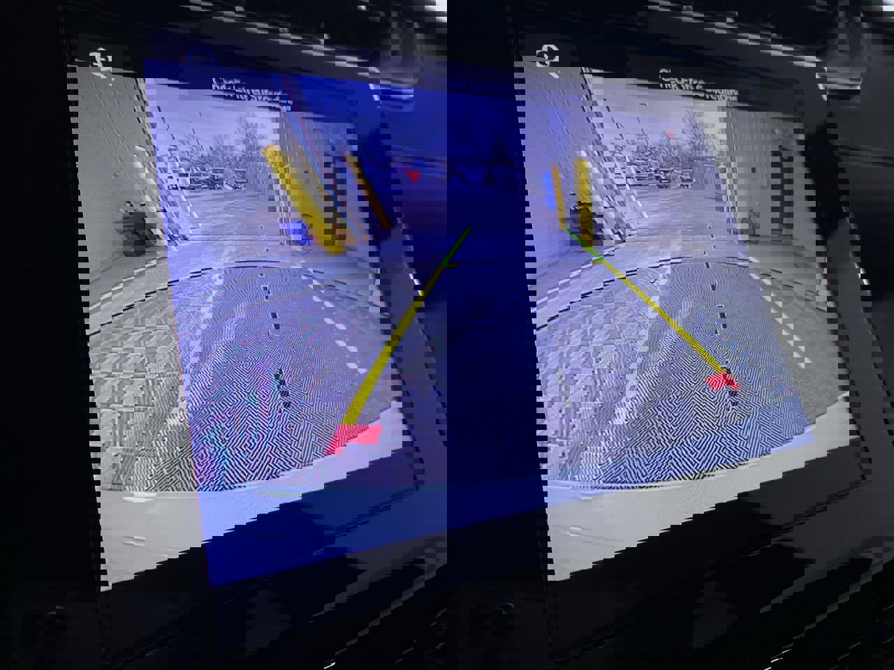 Used 2023 Jeep Grand Cherokee Altitude image 6