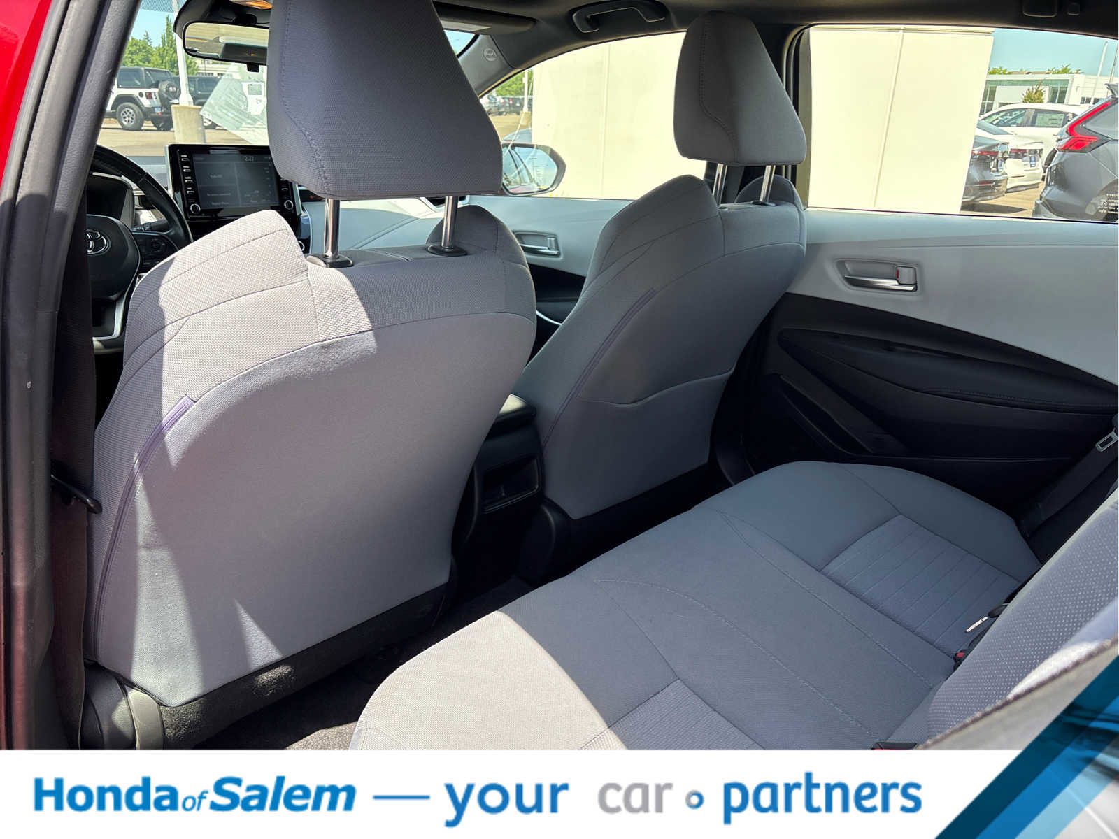 Used 2021 Toyota Corolla SE w/ Carpet Mat Package (TMS) FWD image 12