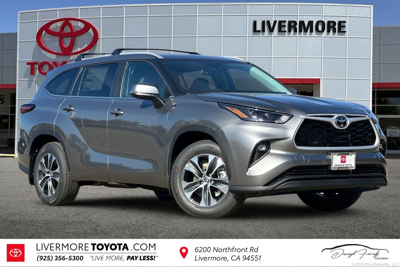 New 2026 Toyota Highlander XLE image 1