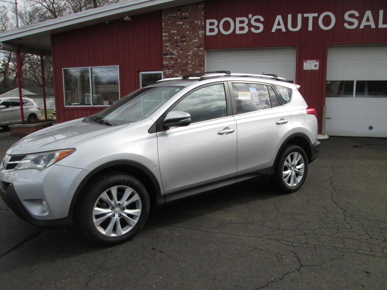 Used 2013 Toyota RAV4 Limited image 2