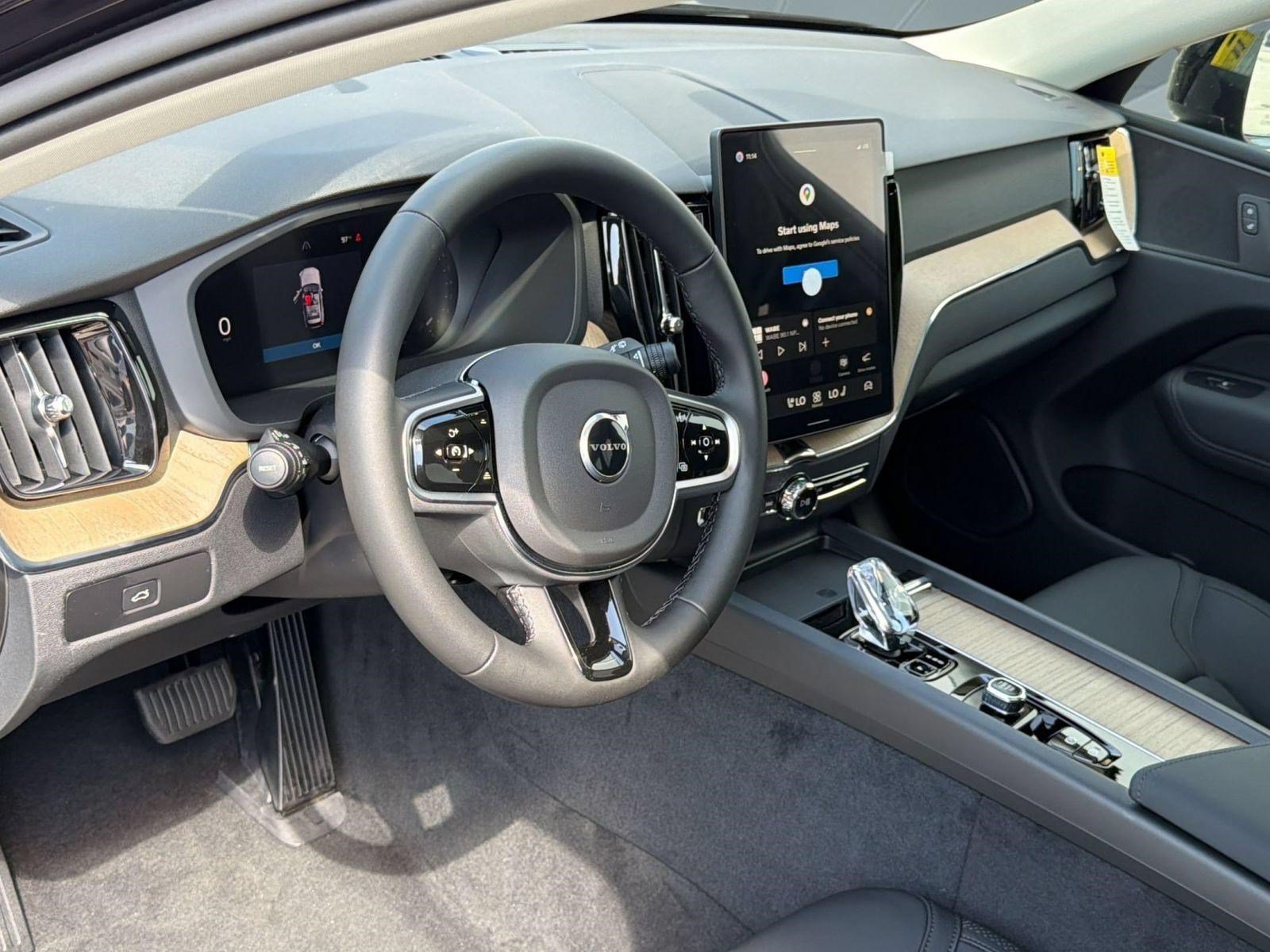 New 2026 Volvo XC60 B5 Core w/ Climate Package AWD/4WD image 4