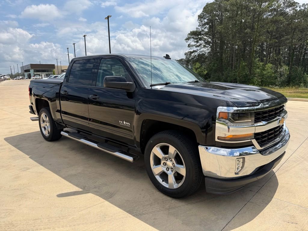 Used 2018 Chevrolet Silverado 1500 LT w/ Texas Edition RWD image 7