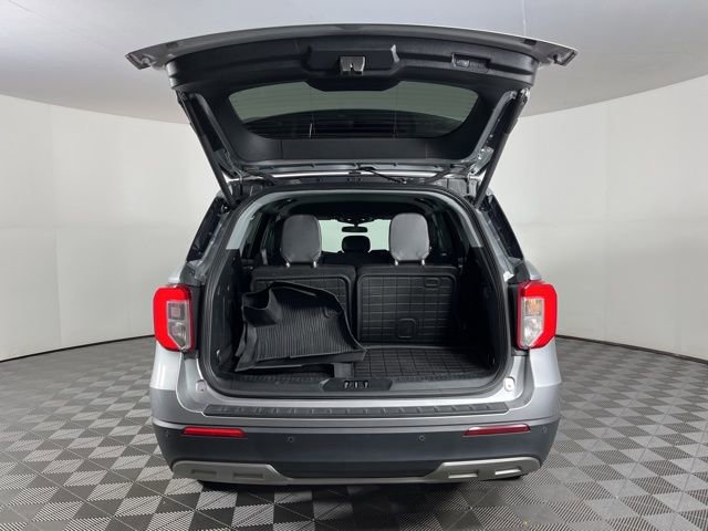 Used 2023 Ford Explorer XLT w/ Equipment Group 202A image 45