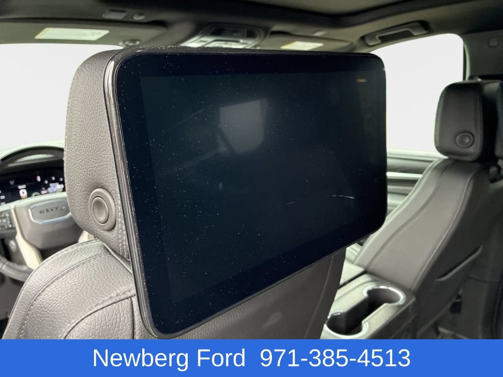 Used 2024 GMC Yukon XL Denali w/ Advanced Technology Package AWD/4WD image 30
