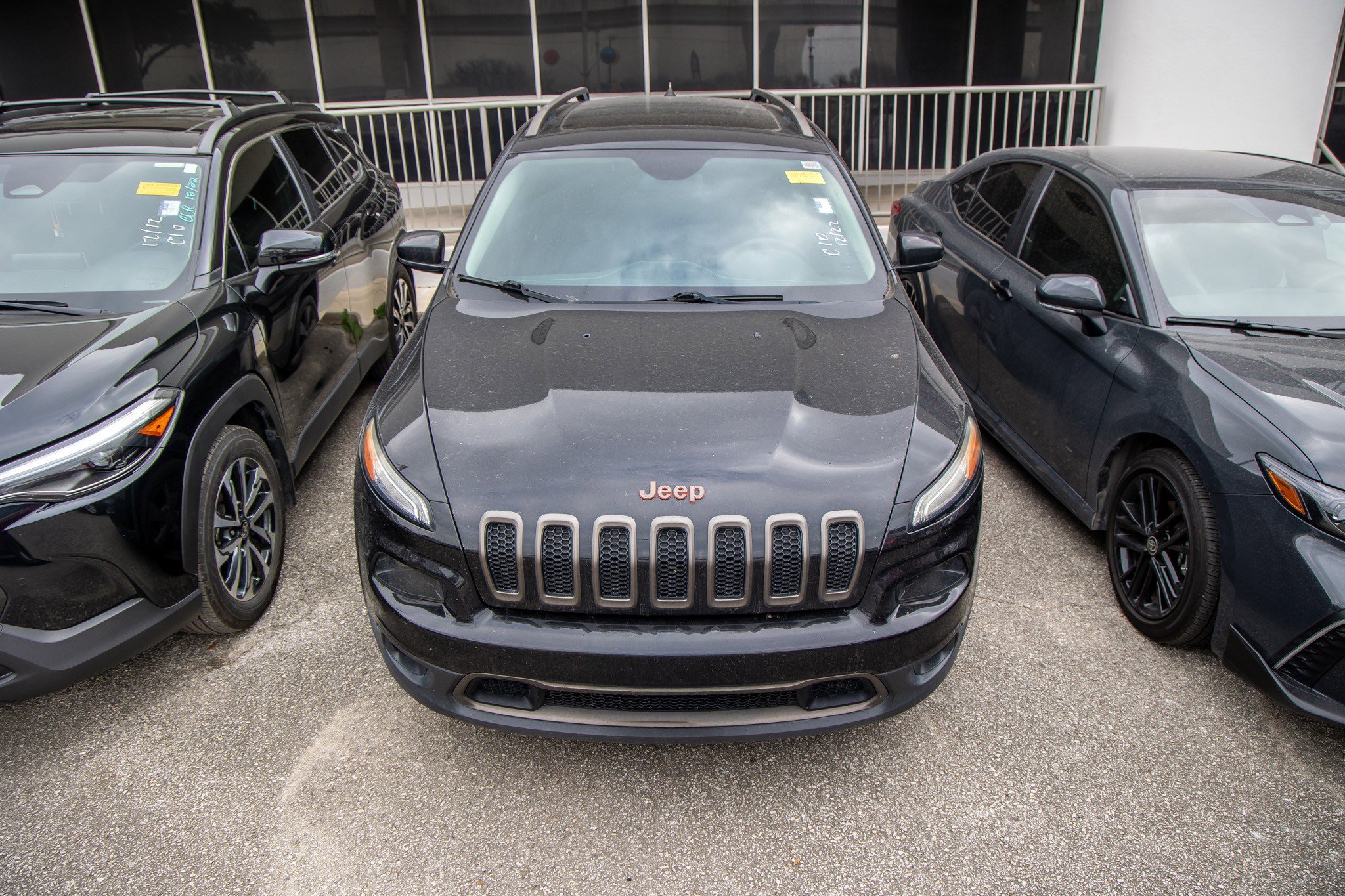 Used 2016 Jeep Cherokee 75th Anniversary image 4