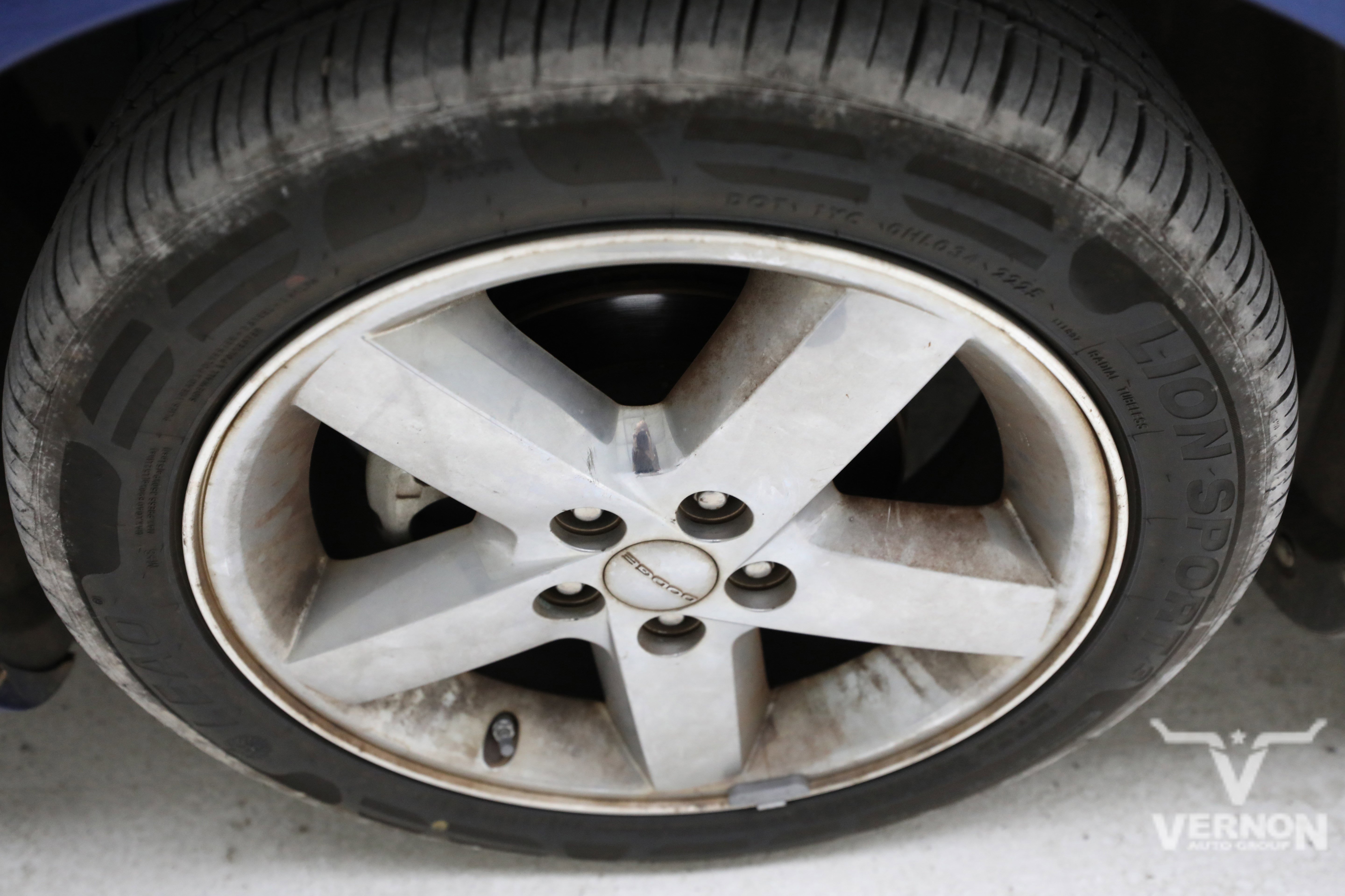 Used 2013 Dodge Avenger SXT w/ Sun/Sound Group image 10