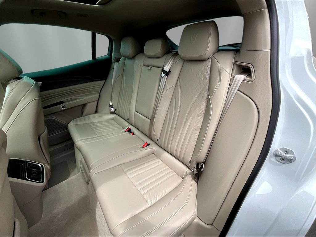 Used 2023 Maserati Grecale GT AWD/4WD image 21