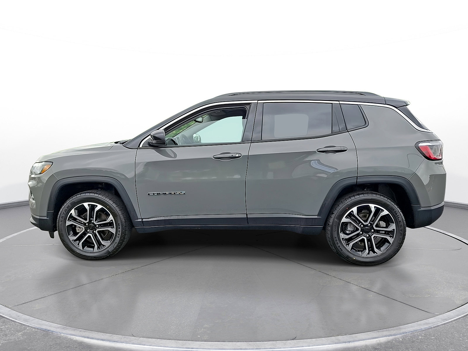 Used 2022 Jeep Compass Limited AWD/4WD image 5