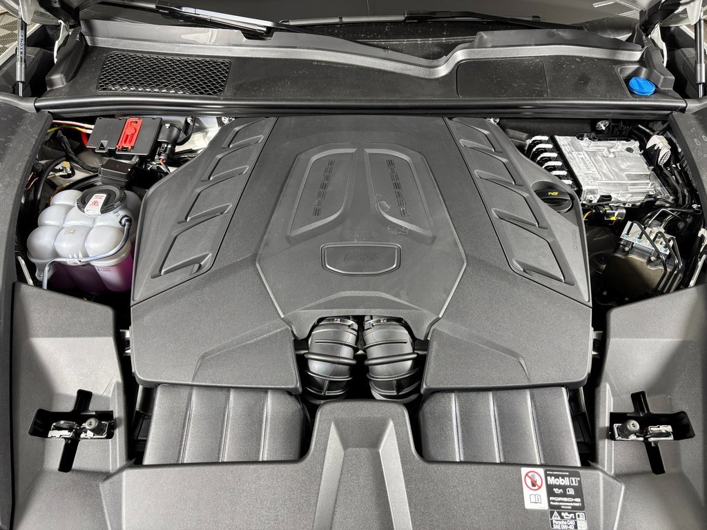 New 2026 Porsche Cayenne GTS image 44