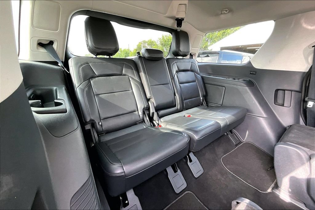 Used 2025 Lincoln Navigator Reserve AWD/4WD image 28