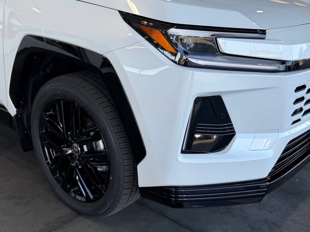 New 2026 Toyota RAV4 XSE AWD/4WD image 8