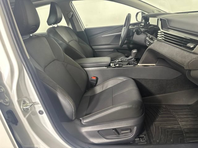 Used 2025 Toyota Camry XLE w/ Premium Plus Package AWD/4WD image 26
