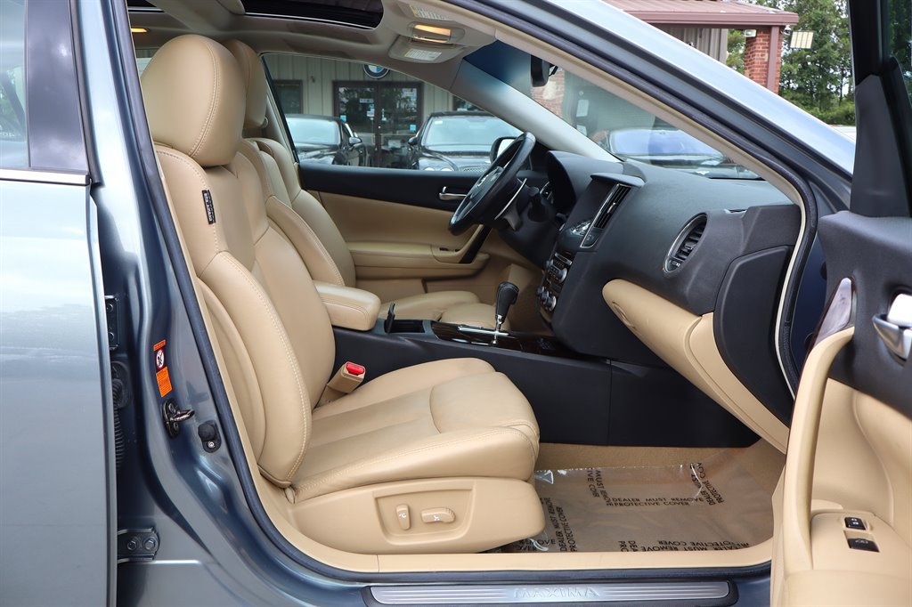 Used 2009 Nissan Maxima 3.5 SV w/ Premium Pkg FWD image 17