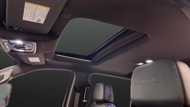 Used 2020 GMC Sierra 1500 Denali w/ Denali Ultimate Package image 12