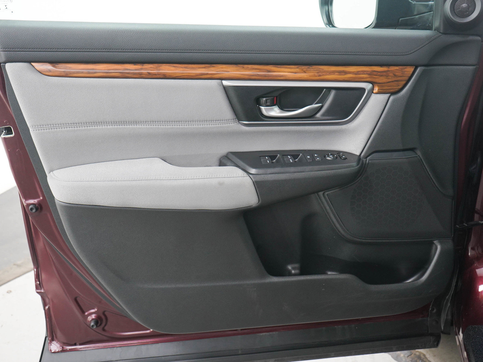 Used 2017 Honda CR-V EX image 18