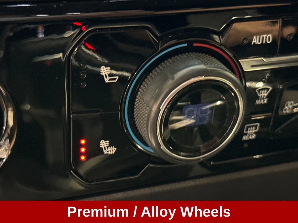 Used 2023 Chevrolet Silverado 1500 LT Trail Boss w/ Protection Package AWD/4WD image 17