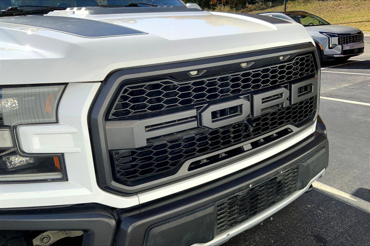 Used 2020 Ford F150 Raptor w/ Equipment Group 802A Luxury image 29