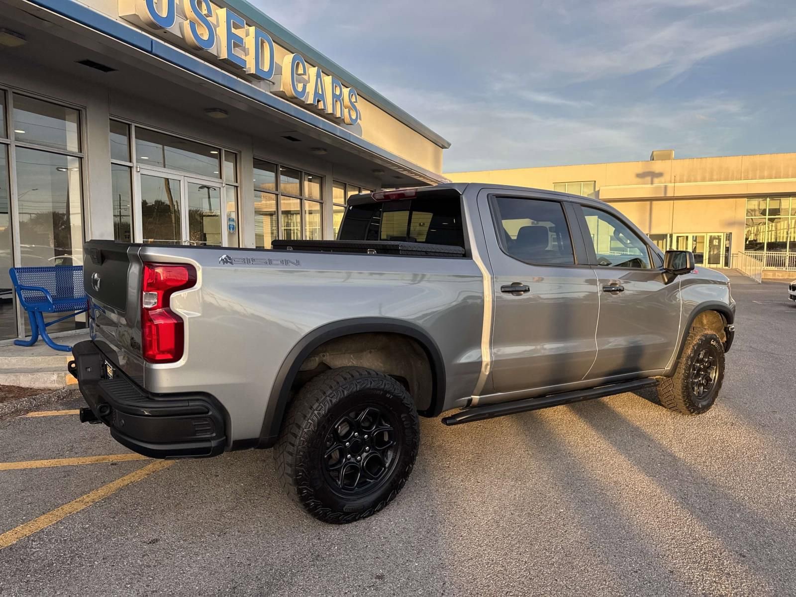 Used 2023 Chevrolet Silverado 1500 ZR2 w/ ZR2 Bison Edition AWD/4WD image 10