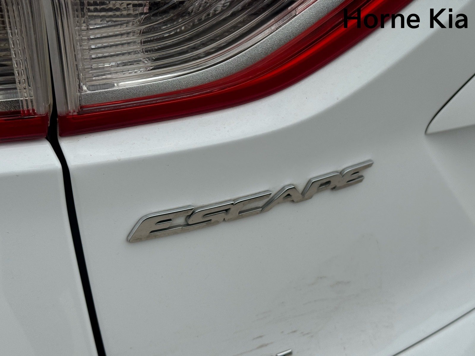 Used 2016 Ford Escape SE FWD image 29