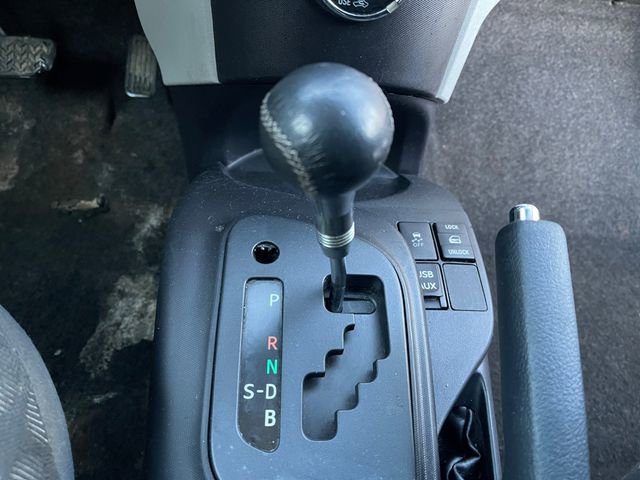 Used 2012 Scion iQ w/ Rear Speaker Pkg image 23