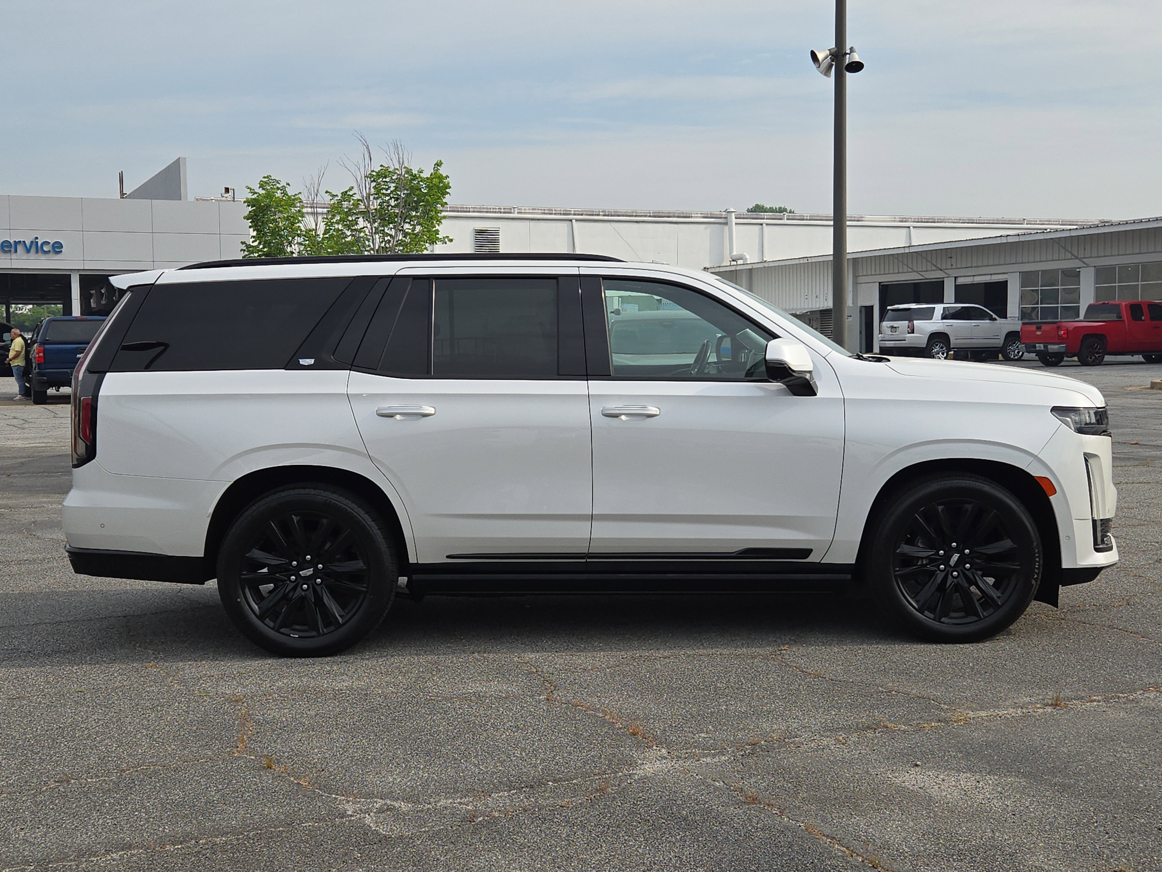 Used 2022 Cadillac Escalade Sport Platinum image 7