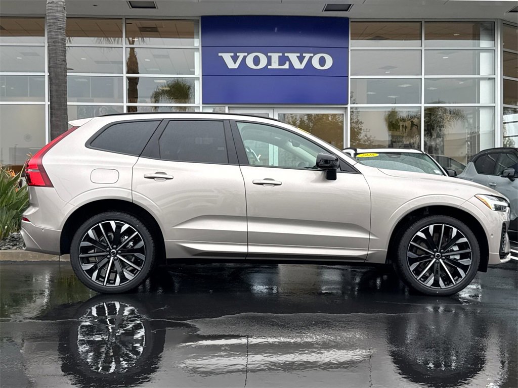 New 2026 Volvo XC60 T8 Ultra w/ Climate Package image 6