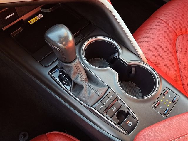 Used 2024 Toyota Camry XSE w/ Navigation Package image 15