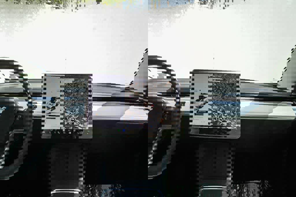 Used 2021 Tesla Model 3 Long Range image 12