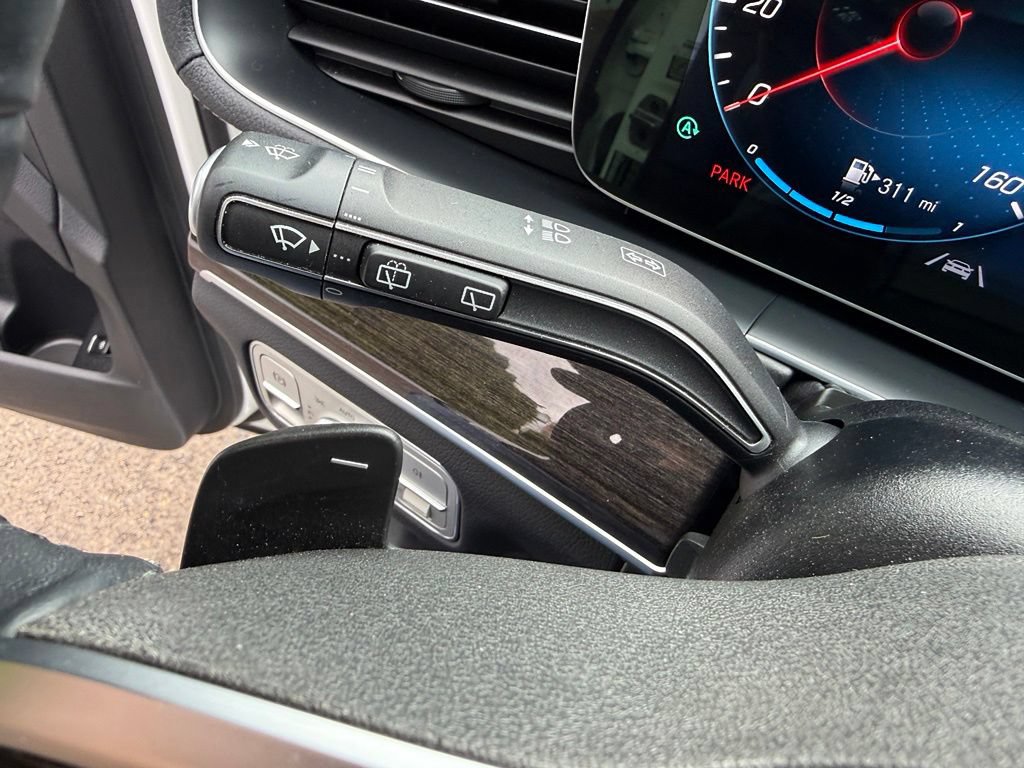 Used 2022 Mercedes-Benz GLS 450 4MATIC image 37
