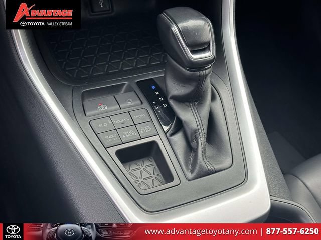 Certified 2020 Toyota RAV4 XLE Premium AWD/4WD image 36