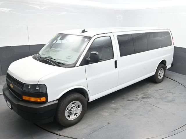 Used 2024 Chevrolet Express 3500 LS RWD image 27