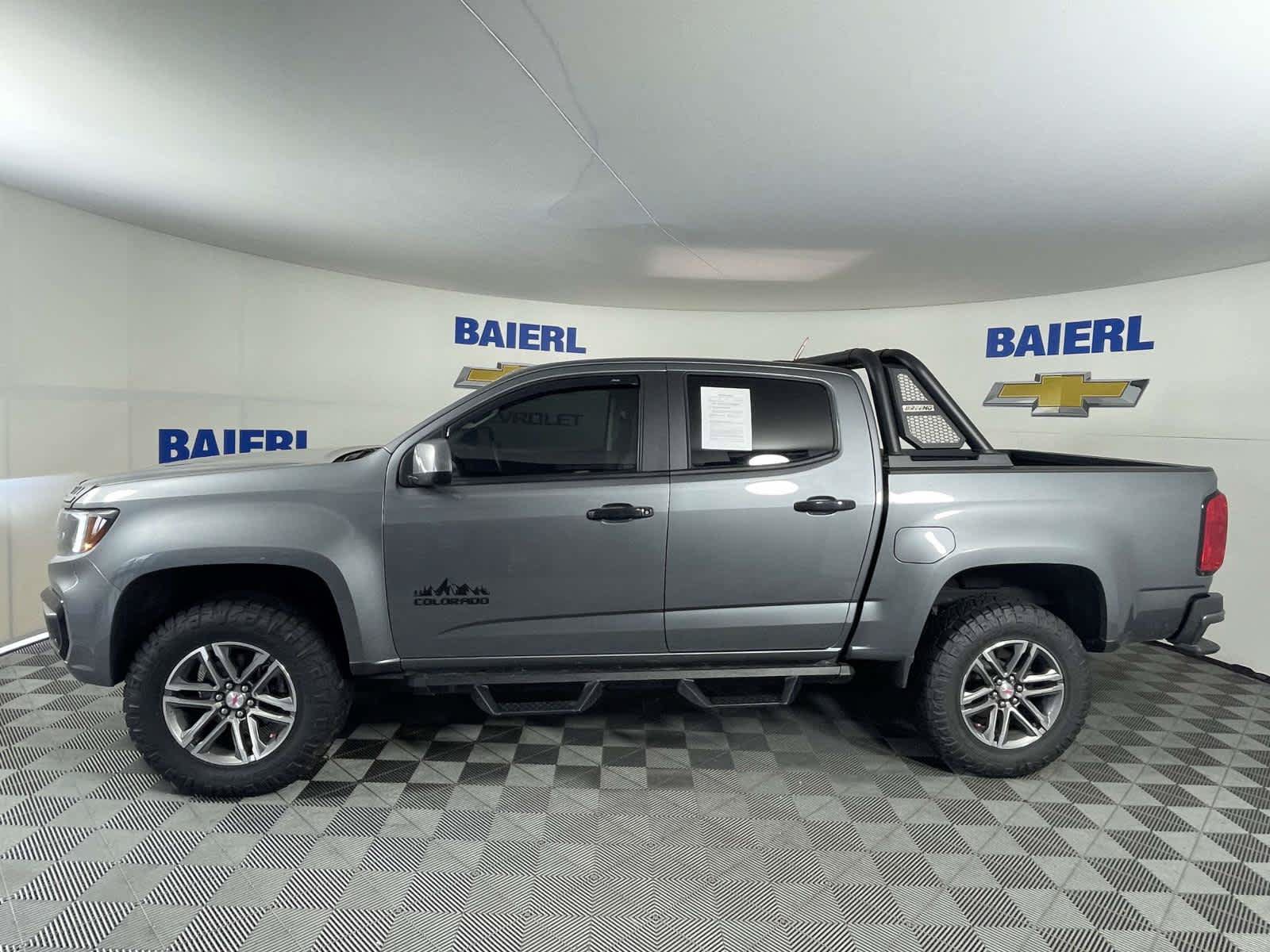 Used 2022 Chevrolet Colorado W/T w/ Custom Special Edition AWD/4WD image 2
