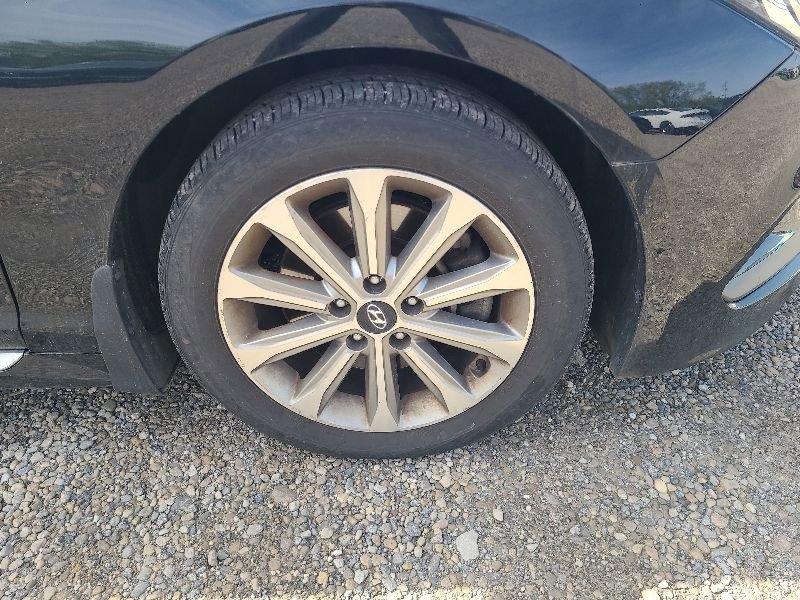 Used 2017 Hyundai Sonata Limited w/ Ultimate Package 04 FWD image 7