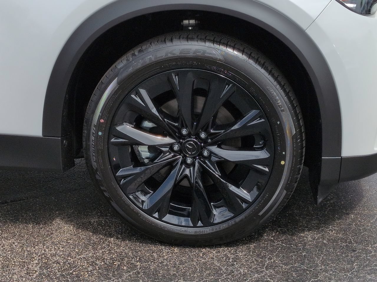New 2026 MAZDA CX-90 Plug-In Hybrid w/Premium Sport AWD/4WD image 11