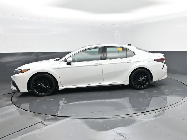 Used 2021 Toyota Camry XSE w/ Navigation Package AWD/4WD image 5