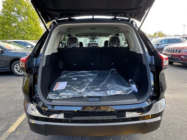 New 2026 Nissan Rogue S image 16