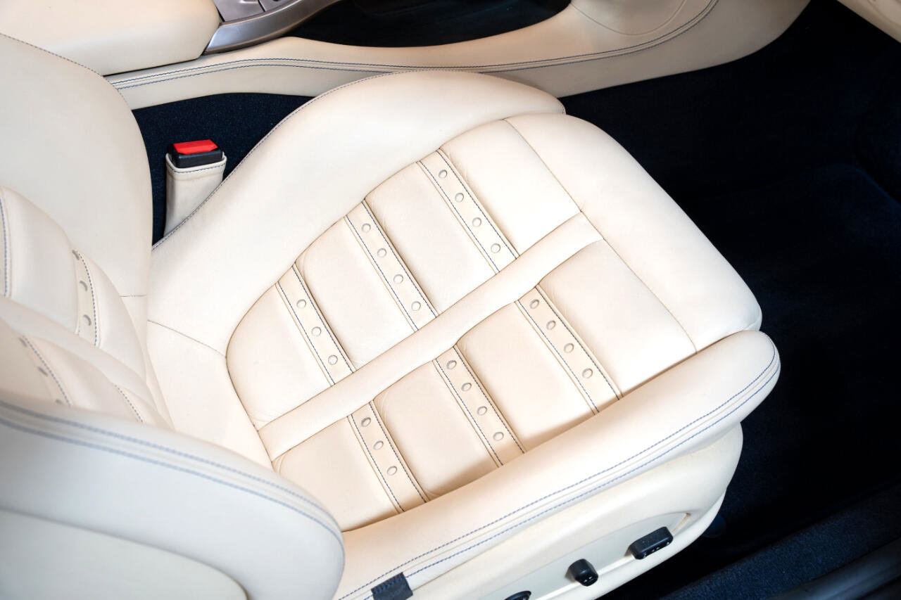 Used 2010 Ferrari California image 64