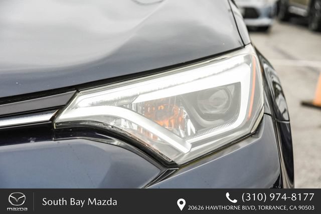 Used 2017 Toyota RAV4 Platinum w/ All Weather Liner Package FWD image 4