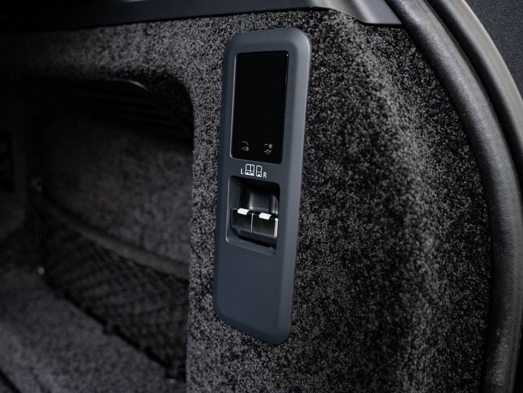 New 2026 Land Rover Range Rover SE AWD/4WD image 21