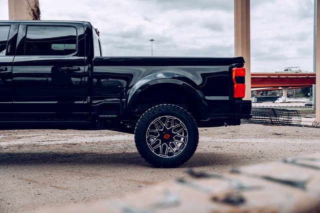 New 2026 Ford F250 Lariat w/ Black Appearance Package image 12