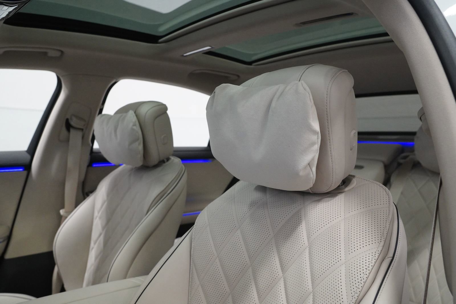 New 2026 Mercedes-Benz S 580 4MATIC Sedan image 16