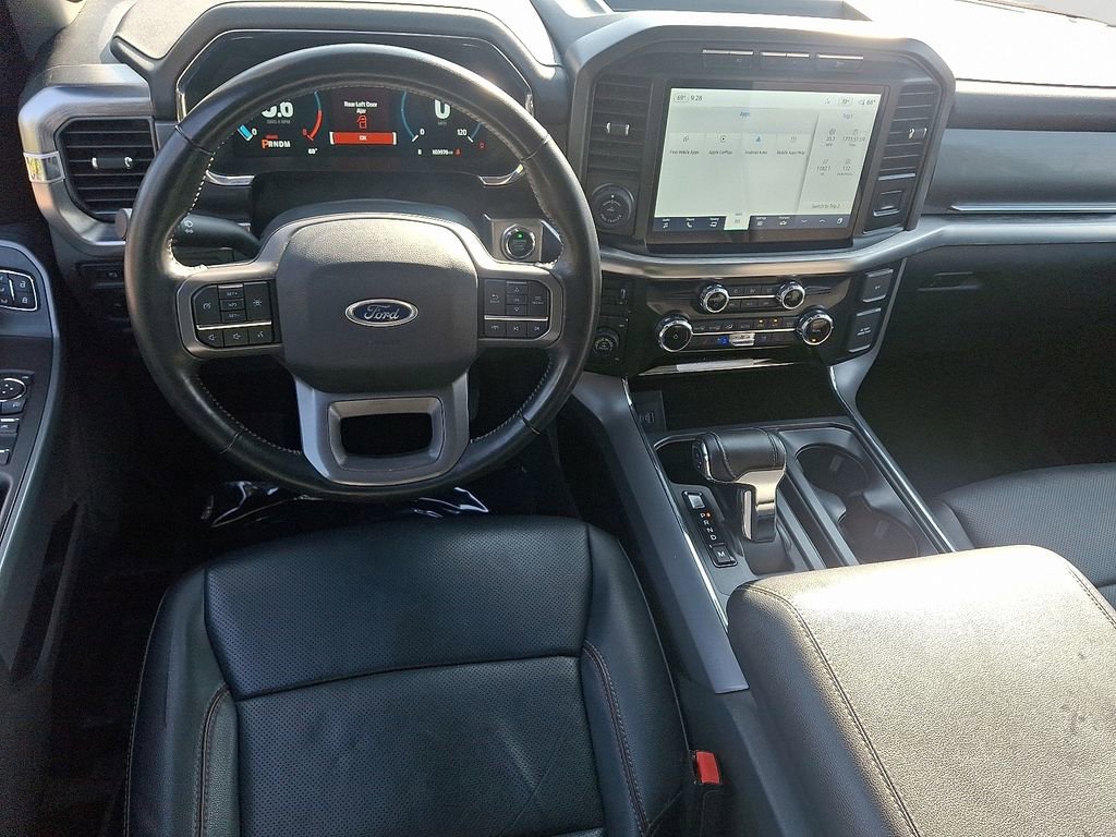 Used 2022 Ford F150 Lariat w/ Trailer Tow Package image 12