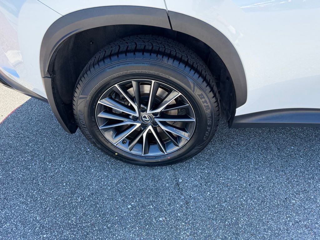 Used 2022 Lexus NX 350 AWD image 5