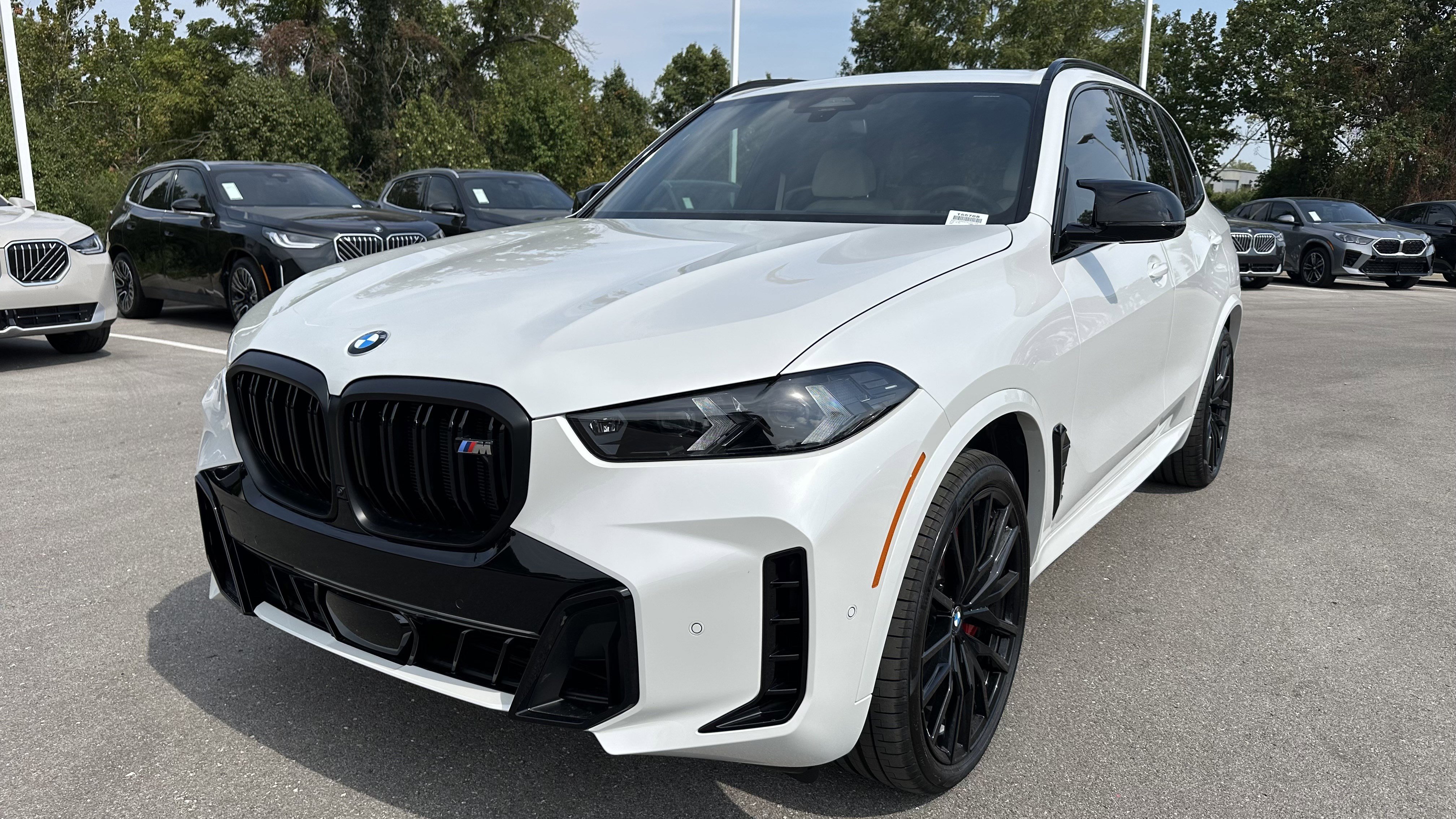 New 2026 BMW X5 M60i w/ Executive Package image 5