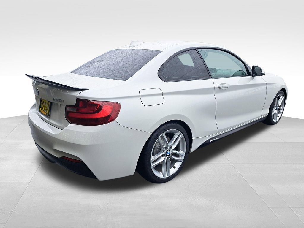 Used 2017 BMW 230i Coupe image 6