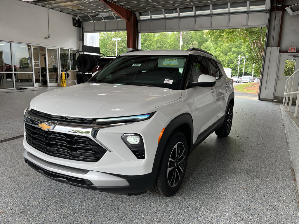New 2026 Chevrolet TrailBlazer LT FWD image 4