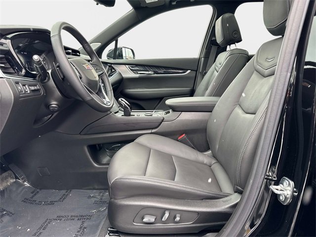 New 2025 Cadillac XT6 Premium Luxury w/ Technology Package image 18